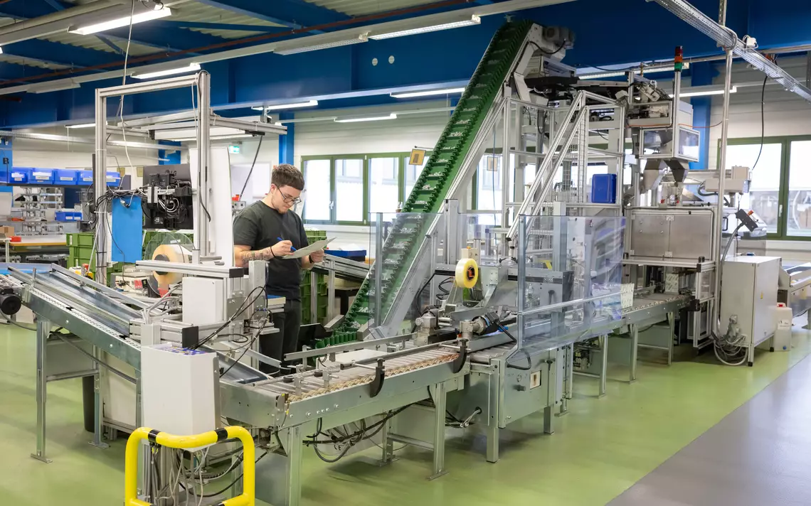 Zusammenarbeit an der Anlage